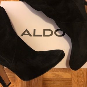 Good quality black Aldo heel boots